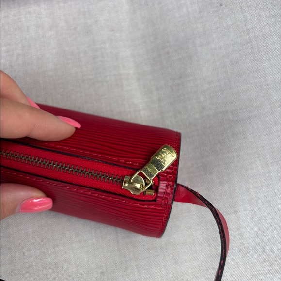 Louis Vuitton Red Satchel Bag - Picture 8 of 16